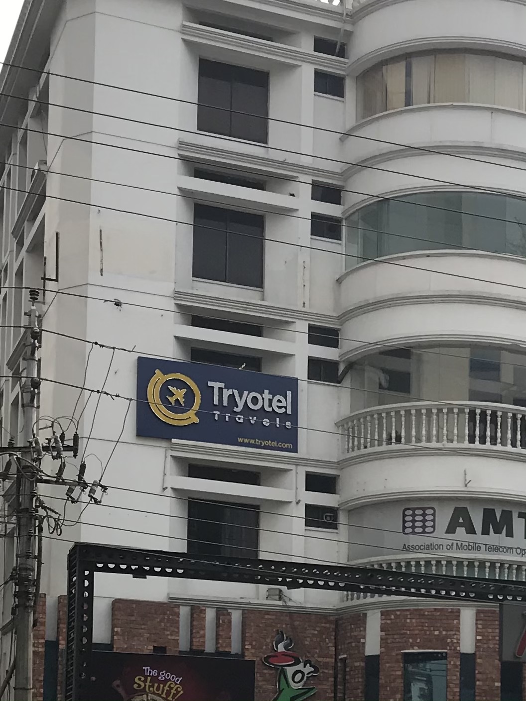 Tryotel Travels logo