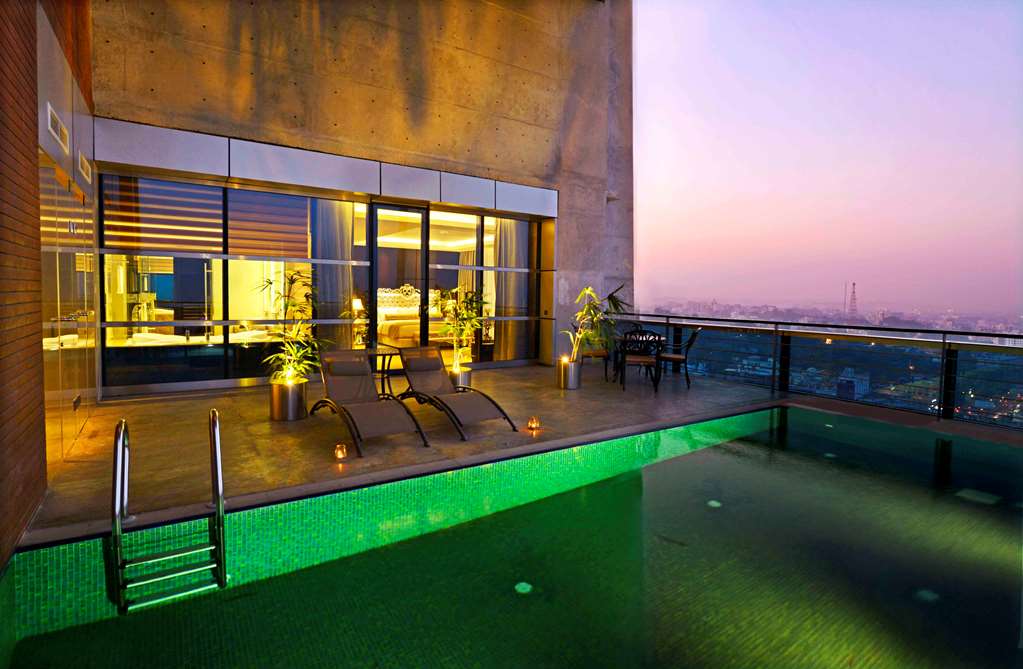 Radisson Blu Hotel, Chattogram Bay View - Photo 1