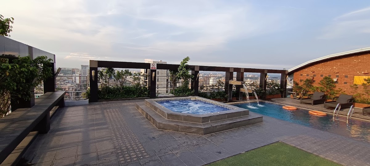 Dhaka Regency Hotel & Resort logo