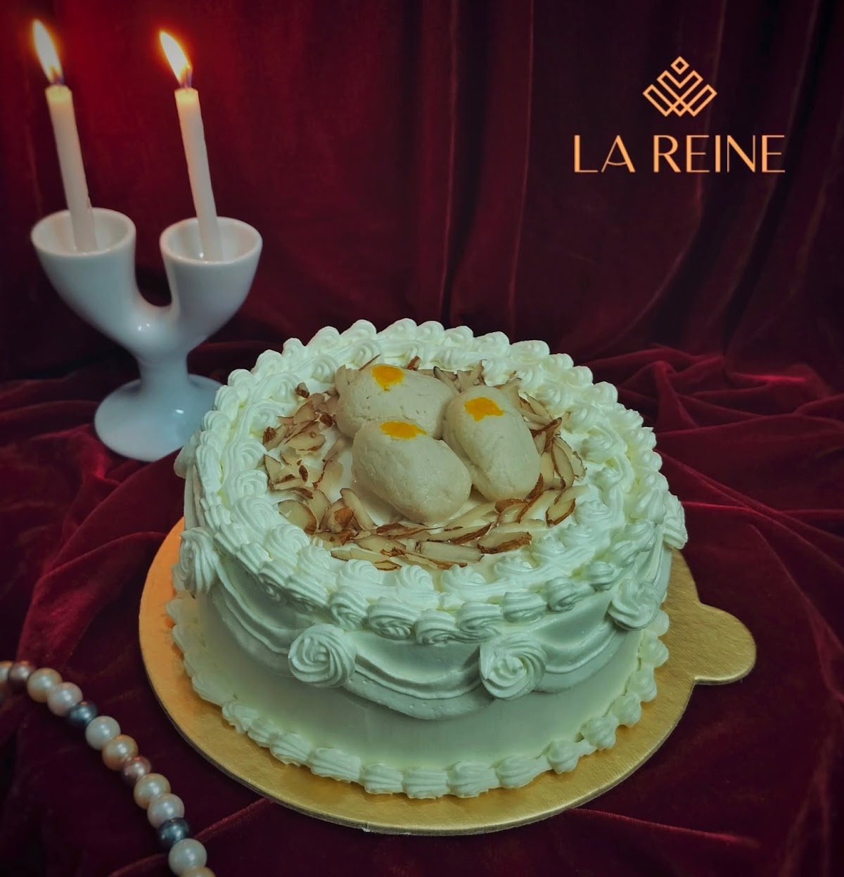 La Reine logo