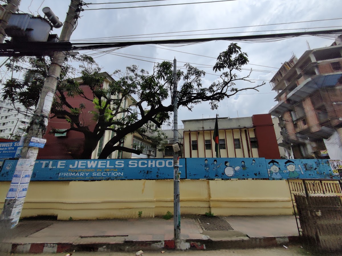 Little Jewels School-Senior Section logo