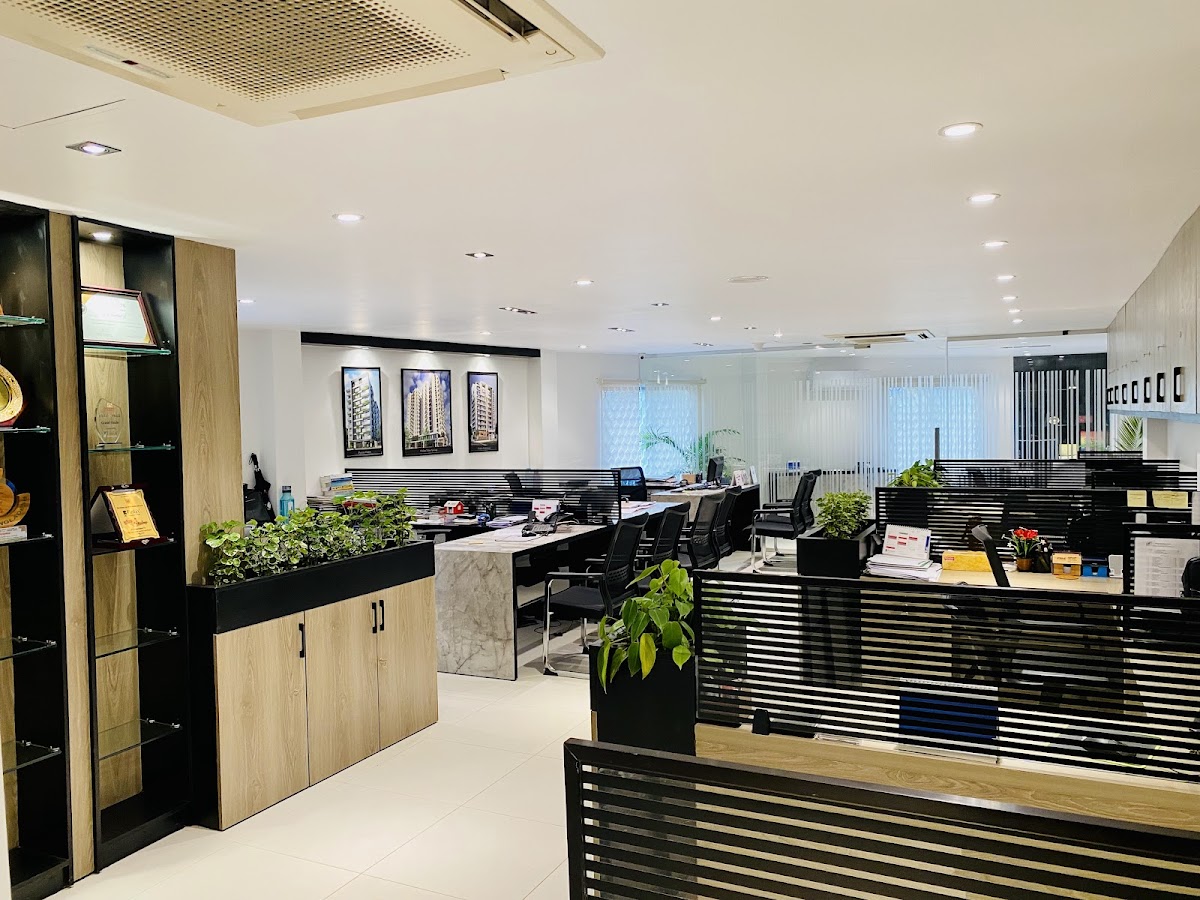 FINLAY PROPERTIES LIMITED - Photo 3