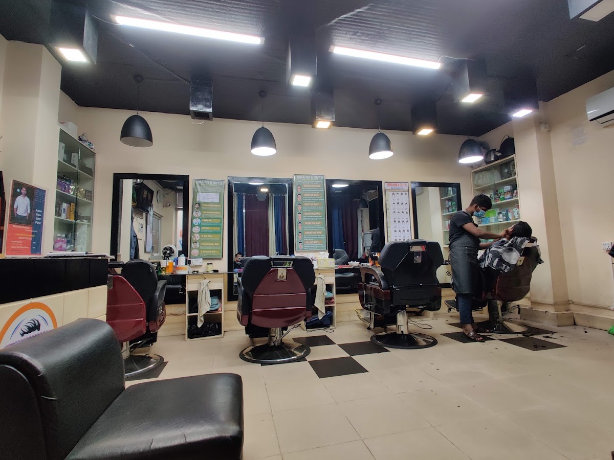 Ibrahim & Guys - The Best Men's Grooming Salon - Photo 1