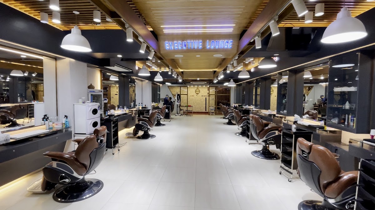 Adonis | Best Grooming Salon in Bashundhara logo