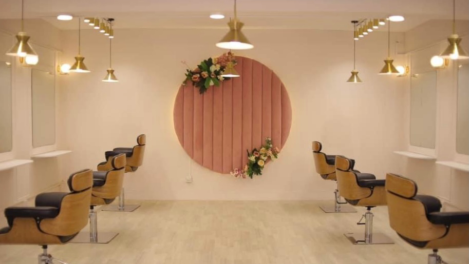 Swing Salon Dhanmondi logo