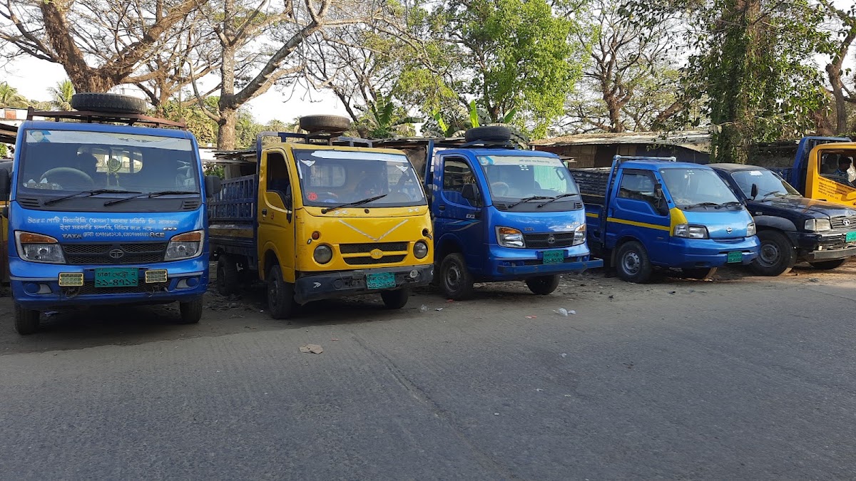 LAKSAM RENT A PICKUP(লাকসাম রেন্ট এ পিকআপ) - Photo 1