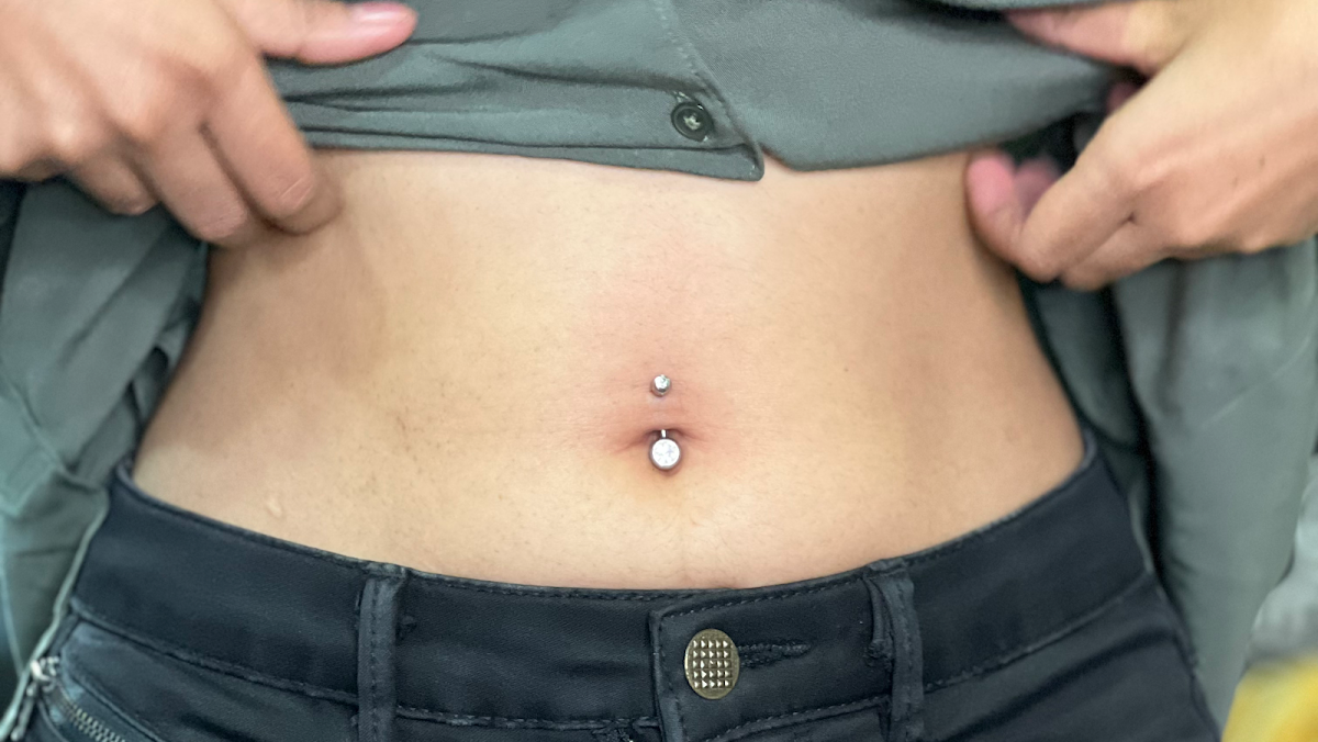 Exotic piercing BD logo